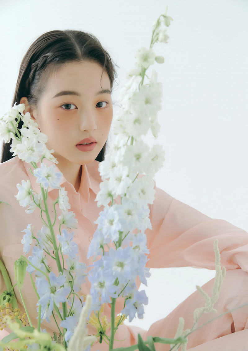 IZ*ONE Wonyoung for Beauty+ Magazine April 2021 Issue documents 12