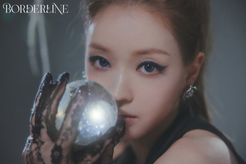 OH MY GIRL YooA - 1st Single Album 'Borderline' Concept Photo documents 2