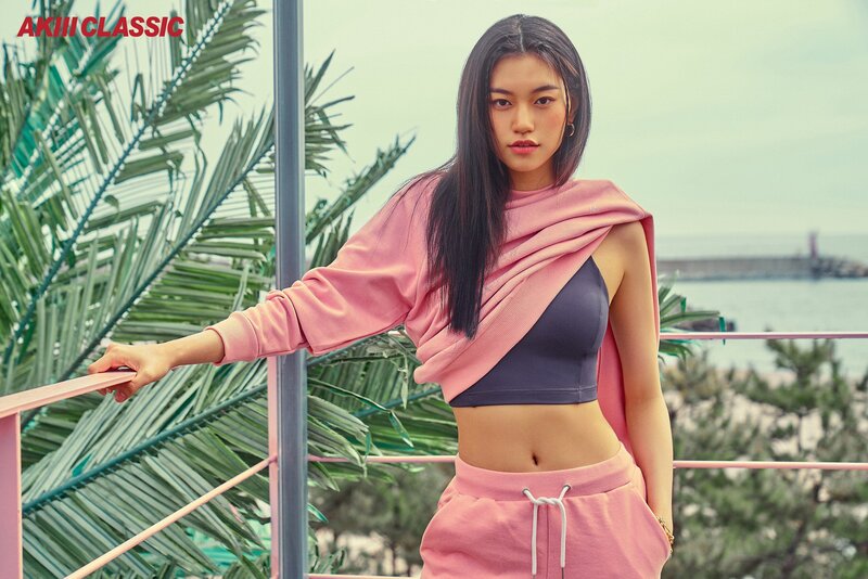Weki Meki Doyeon &  Model Jung Hyuk for AKIII Classic 2021 SS Collection documents 1