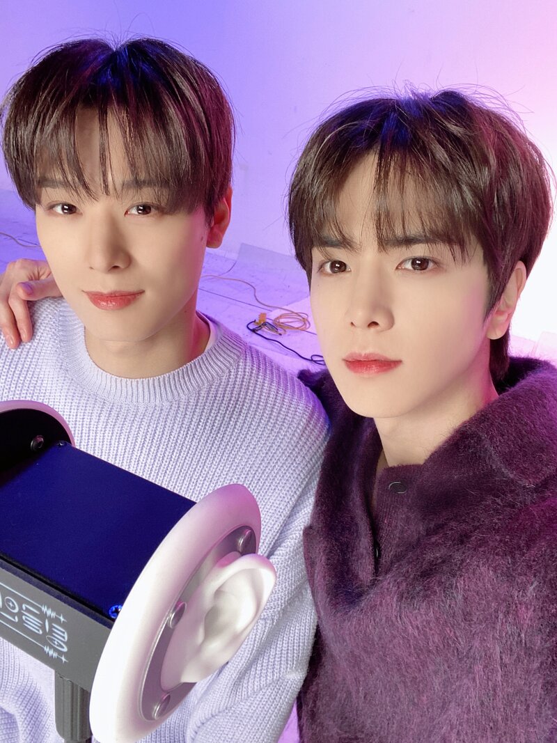 230125 MPD Twitter Update - Younghoon, Juyeon documents 2