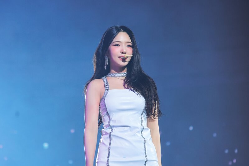 240127 fromis_9 Jisun - 2nd Concert 'FROM NOW.' in Seoul Day 1 documents 8