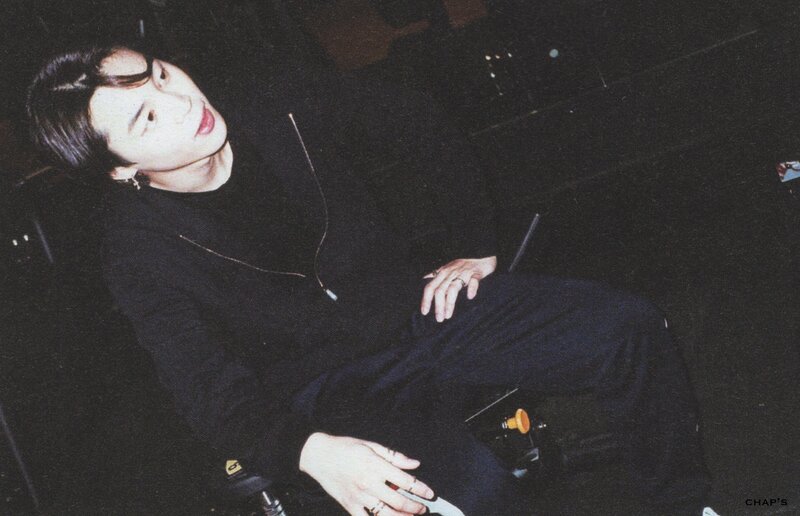 BTS Jimin - BEYOND THE STAGE Documentary Photobook 'THE DAY WE MEET' (Scans) documents 3
