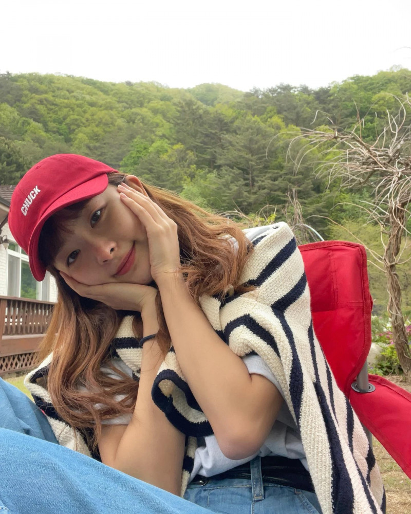 210508 Red Velvet Seulgi Instagram Update documents 2
