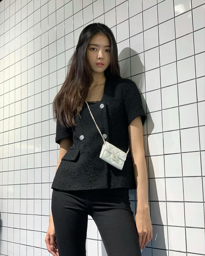 210609 Nayoung Instagram Update documents 1