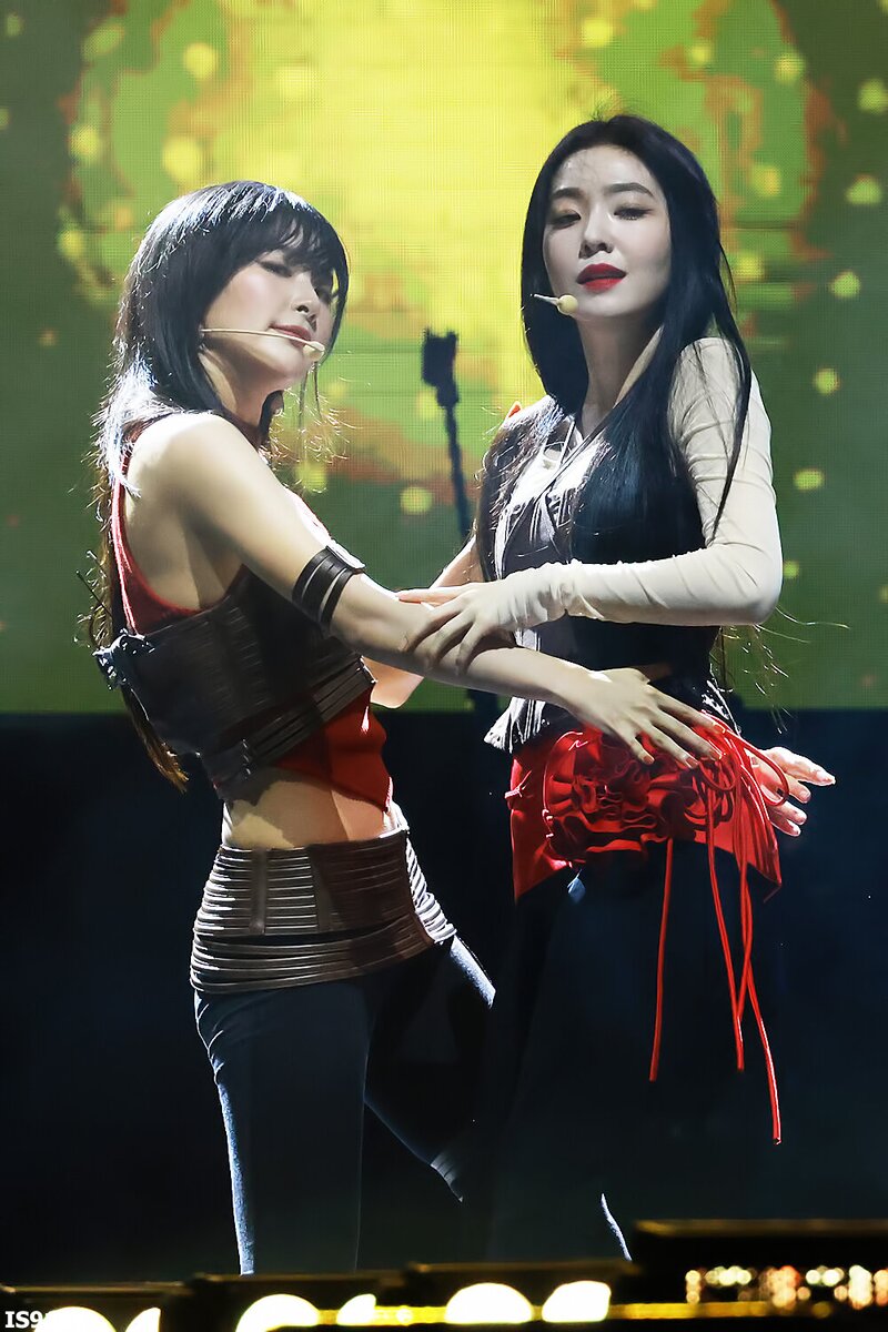 231231 Red Velvet Irene & Seulgi - Bonifacio Global City 2024 New Year’s Countdown documents 3