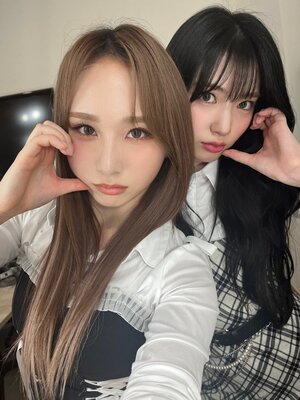 221205 Rocket Punch Twitter Update - Suyun & Juri