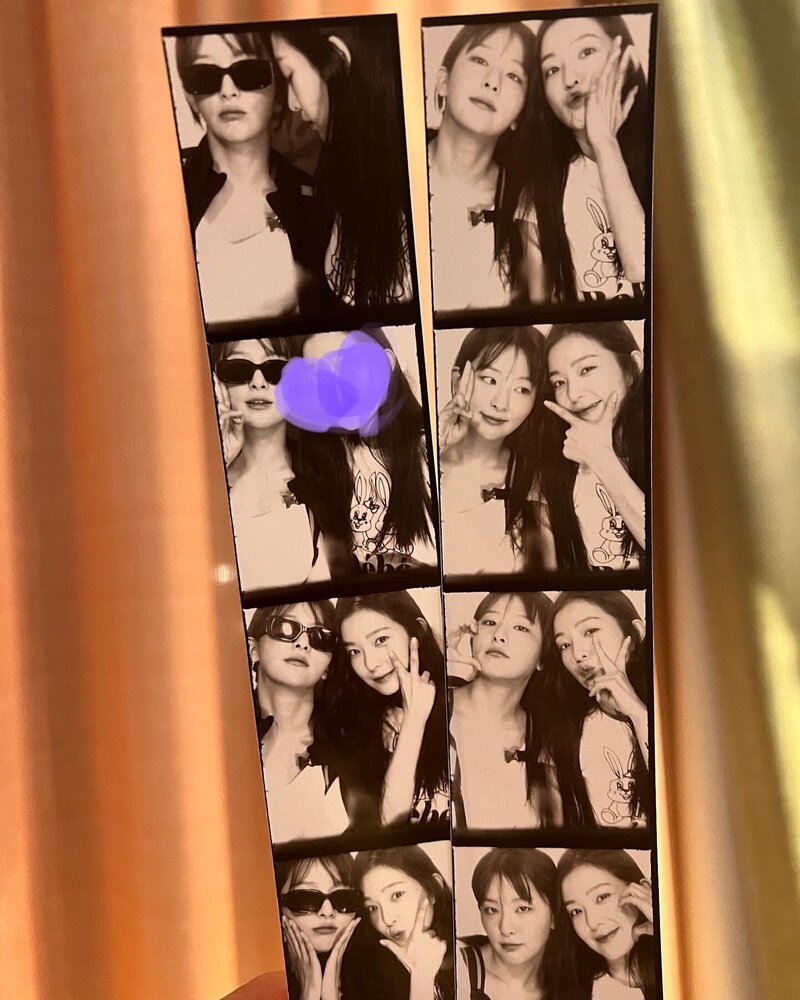 231026 Red Velvet Irene Instagram Update with Seulgi documents 1