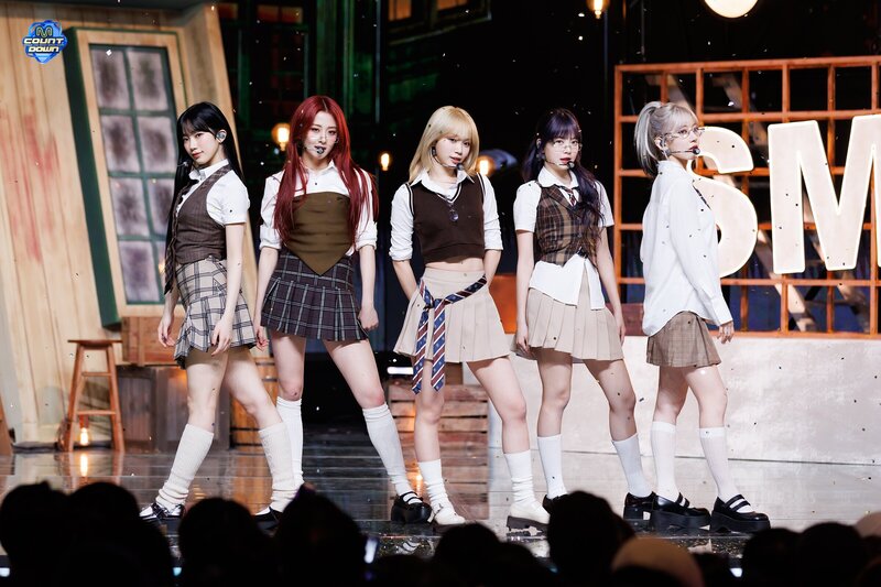 240307 LE SSERAFIM - 'EASY' and 'Smart' at M Countdown documents 1