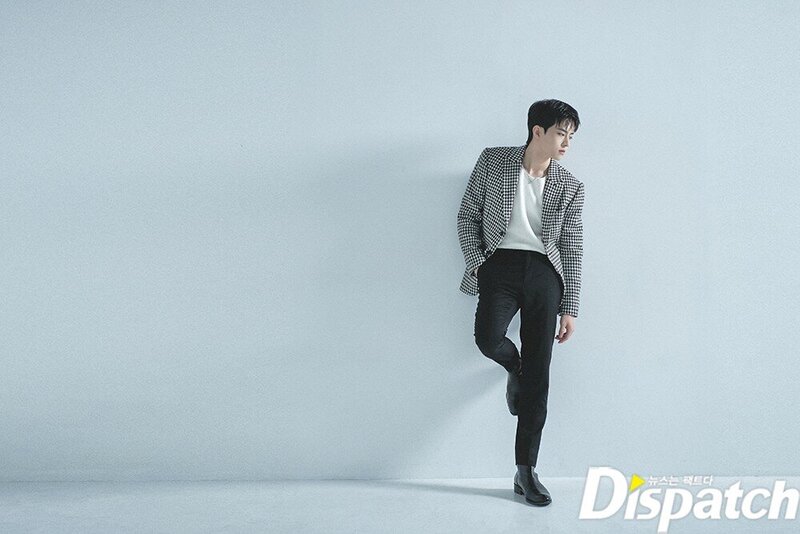 220118 SUBIN- 'CHRONOGRAPH' Photoshoot by DISPATCH documents 4