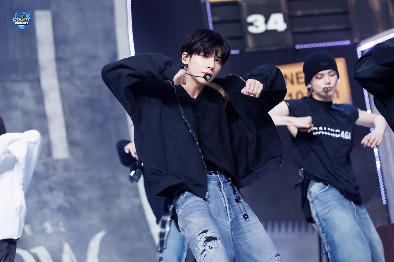 240404 TXT Taehyun - 'Deja Vu' and 'I'll See You There Tomorrow' at M Countdown documents 8