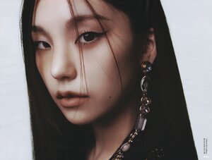 ITZY Yeji for ELLE Korea x LOUIS VUITTON May Issue 2023 [SCANS]