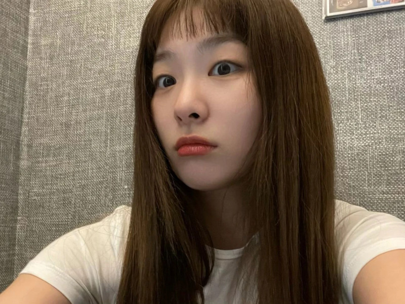 210408 Red Velvet Seulgi Instagram Update documents 5
