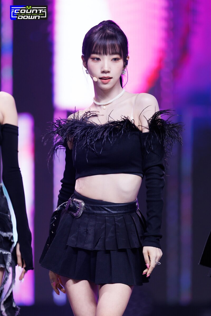 230921 EL7Z UP Yeoreum - 'Cheeky' at M Countdown documents 2