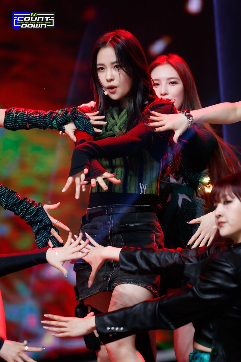 220324 Weeekly - 'Ven para' at M Countdown documents 3