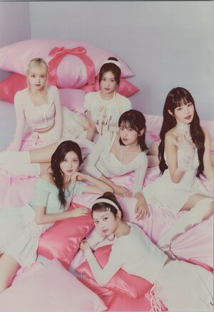 IVE - 2024 Season’s Greetings ‘A Fairy's Wish’ (Scans)