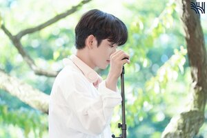 210608 BH ENT. NAVER POST- JINYOUNG 'DIVE' Behind-the-Scenes