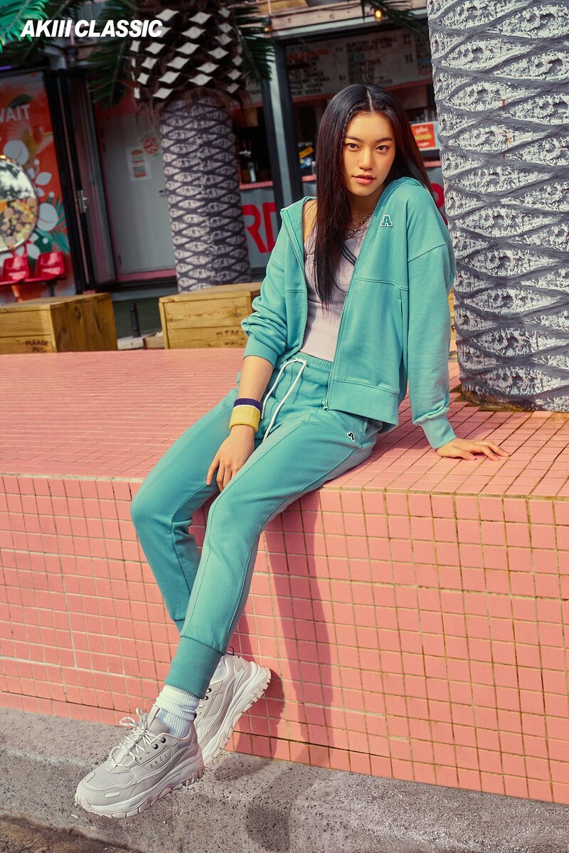 Weki Meki Doyeon &  Model Jung Hyuk for AKIII Classic 2021 SS Collection documents 8