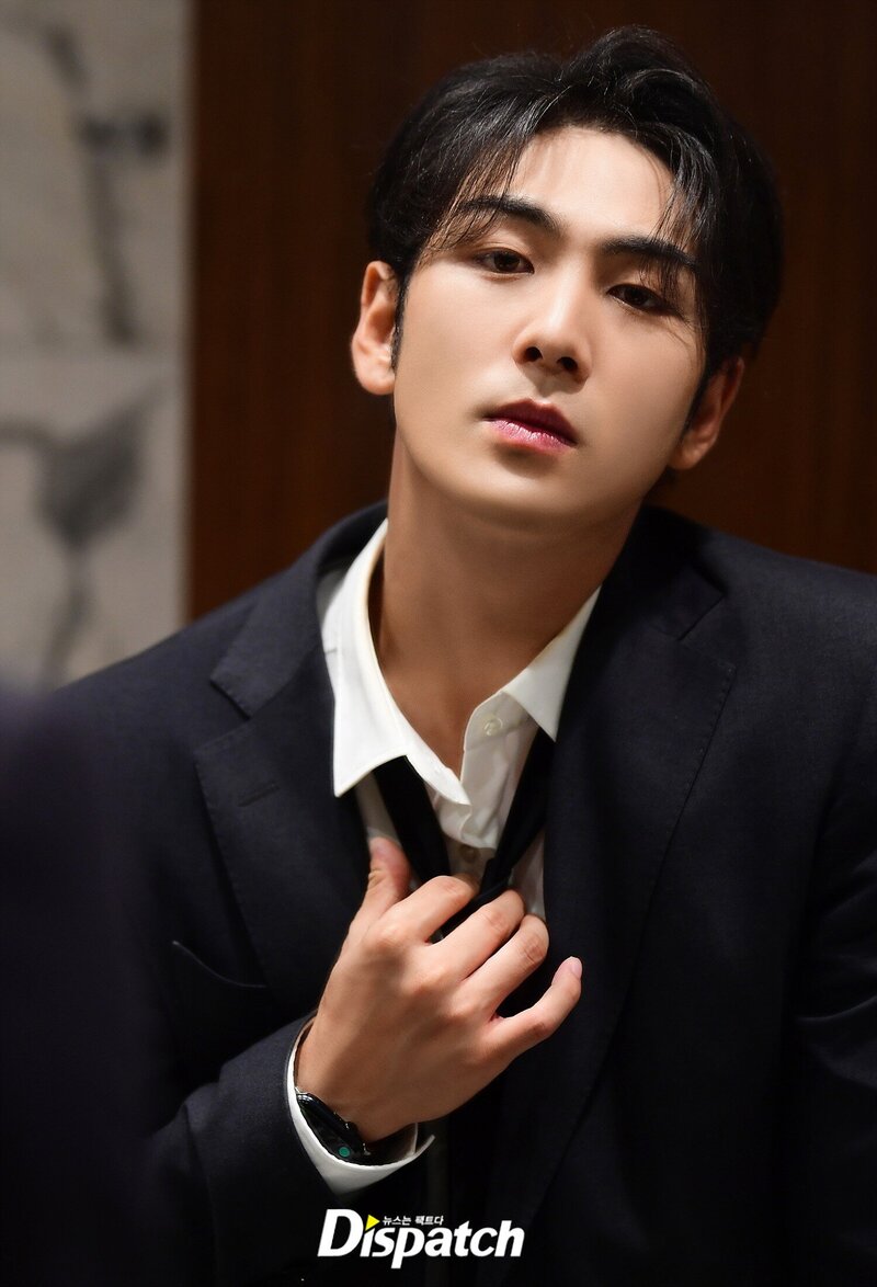 221013 BAEKHO- 'ABSOLUTE ZERO' Promotion Photoshoot by Dispatch documents 1
