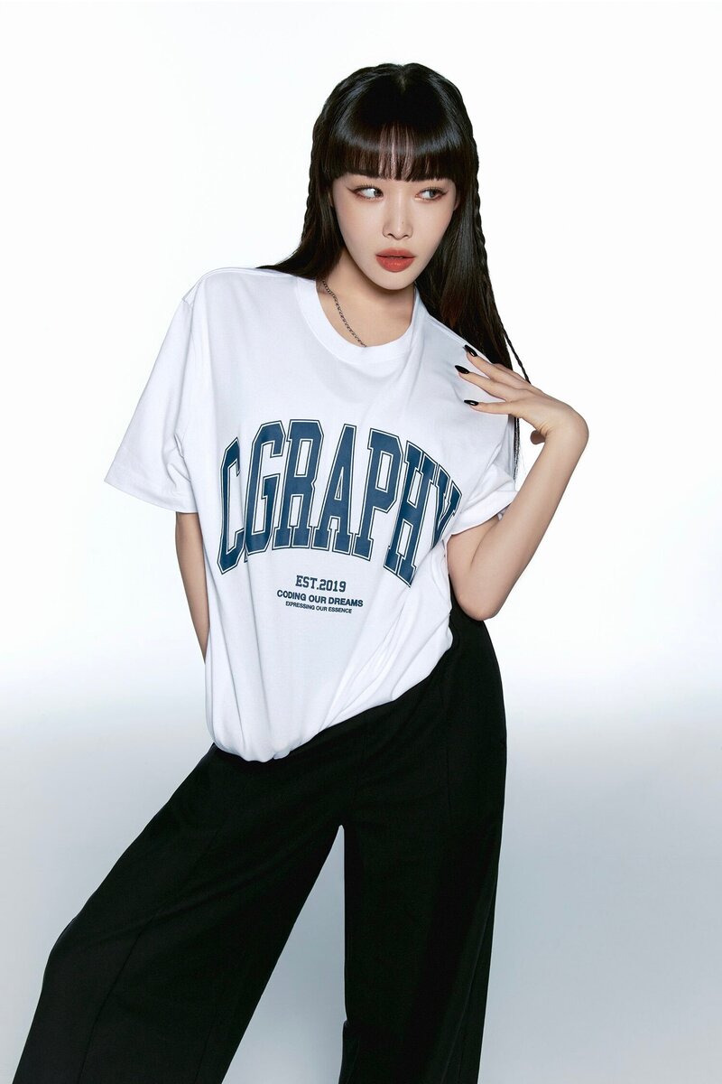 Chungha for Code:graphy documents 18