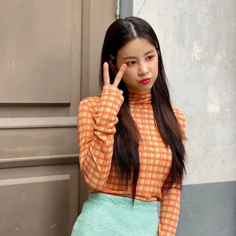 210419 Apink Twitter Update - Chorong documents 6