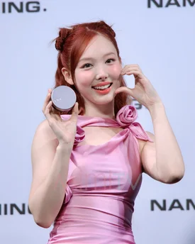 240416 TWICE Nayeon - NAMING. Japan Launch Commemorative Event
