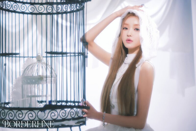 OH MY GIRL YooA - 1st Single Album 'Borderline' Concept Photo documents 2