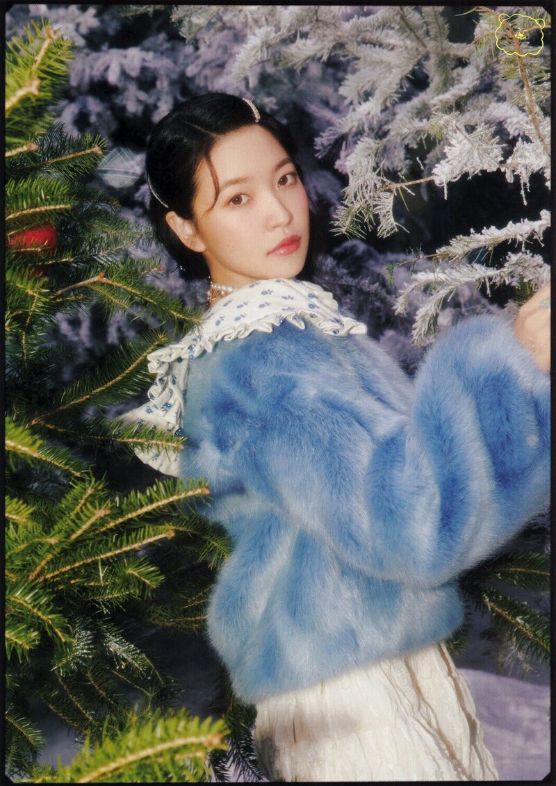 Red Velvet - 'Winter SMTOWN: SMCU Palace' (GUEST Ver.) [SCANS] documents 8