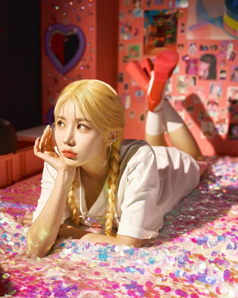 Sia Jiwoo - YUMMY 2nd Digital Single teasers documents 20
