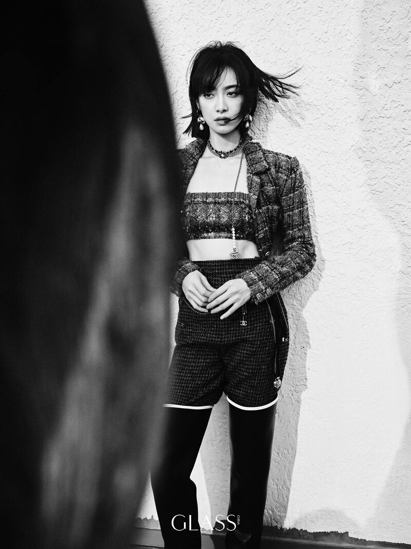 Victoria Song for GLASS Magazine China - October 2022 Issue documents 5