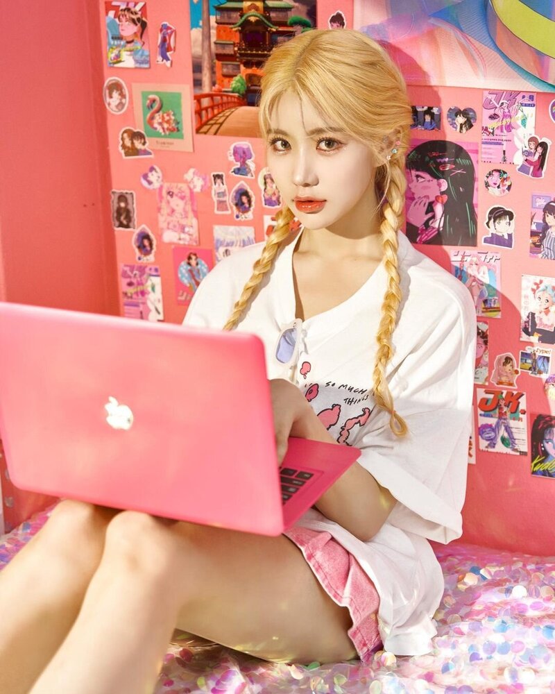 Sia Jiwoo - YUMMY 2nd Digital Single teasers documents 13