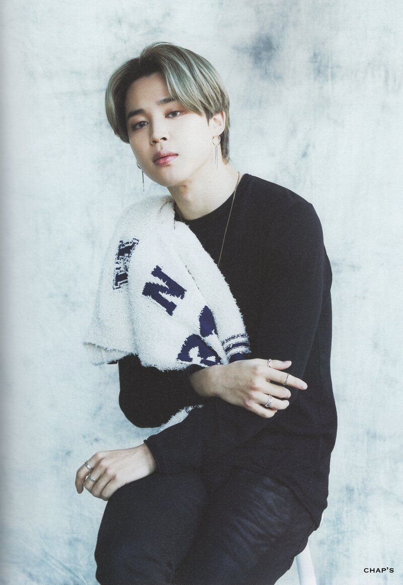 BTS Jimin - BEYOND THE STAGE Documentary Photobook 'THE DAY WE MEET' (Scans) documents 30