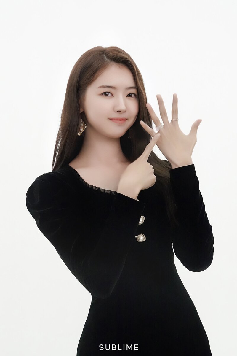 220929 SUBLIME Naver Post - Nayoung - 'Beauty' Poster Shoot documents 24