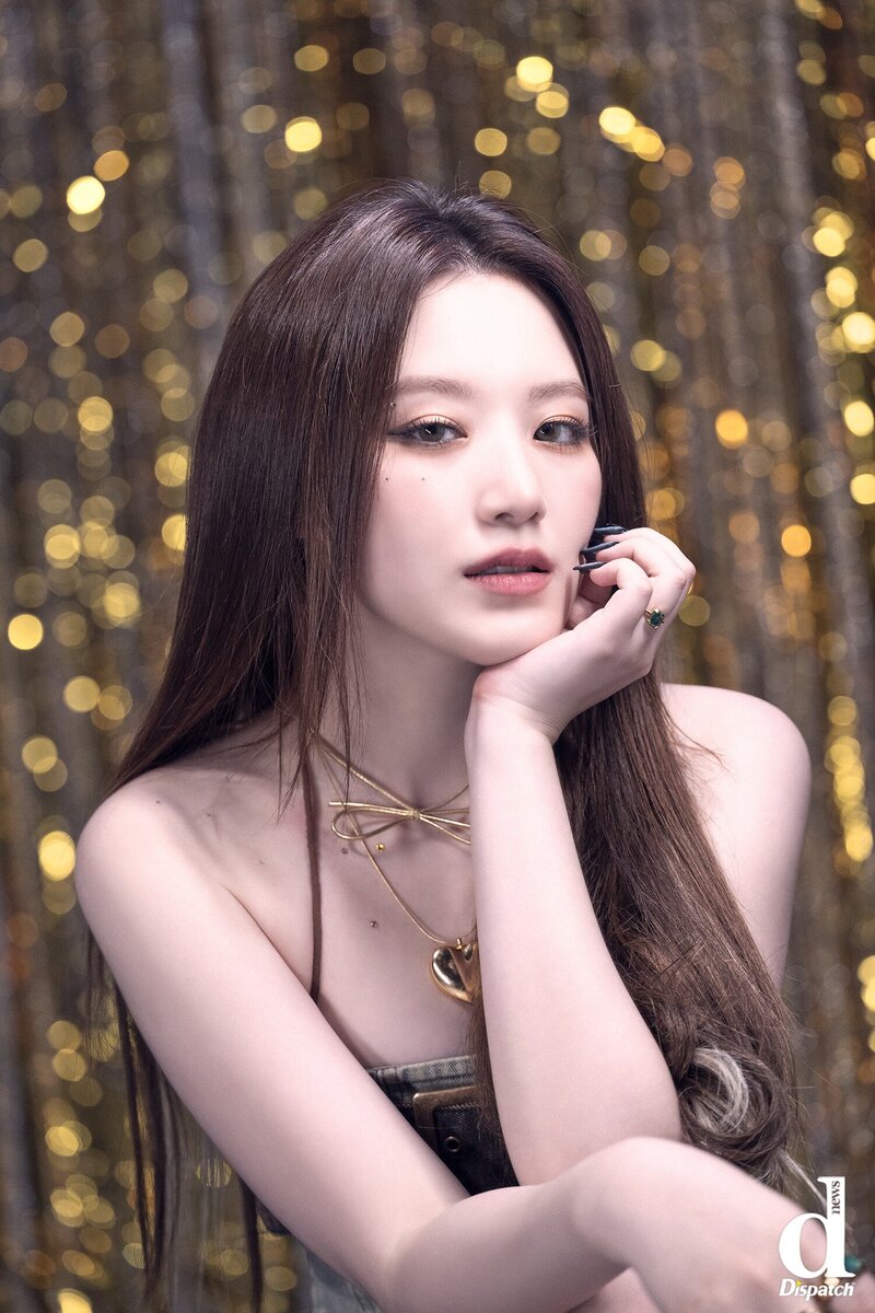 230518 SHUHUA- (G)I-DLE 'QUUEN CARD' Behind-The-Scenes Photoshoot by Dispatch documents 3