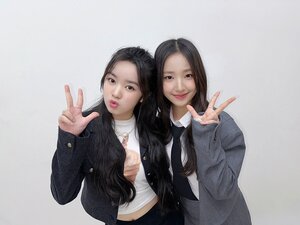 240215 UNIS JP Twitter Update - Elisia and Yunha