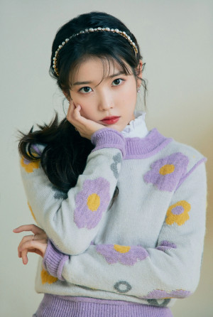 IU for Handu (HSTYLE) Clothing Store 2020 FW