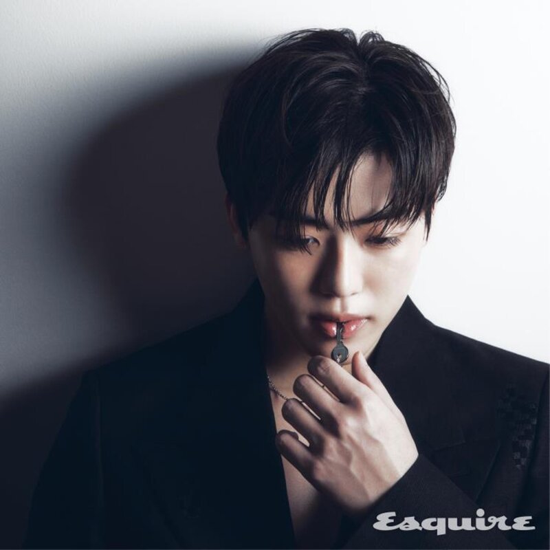 Jaemin for Esquire Korea February 2024 Issue documents 1