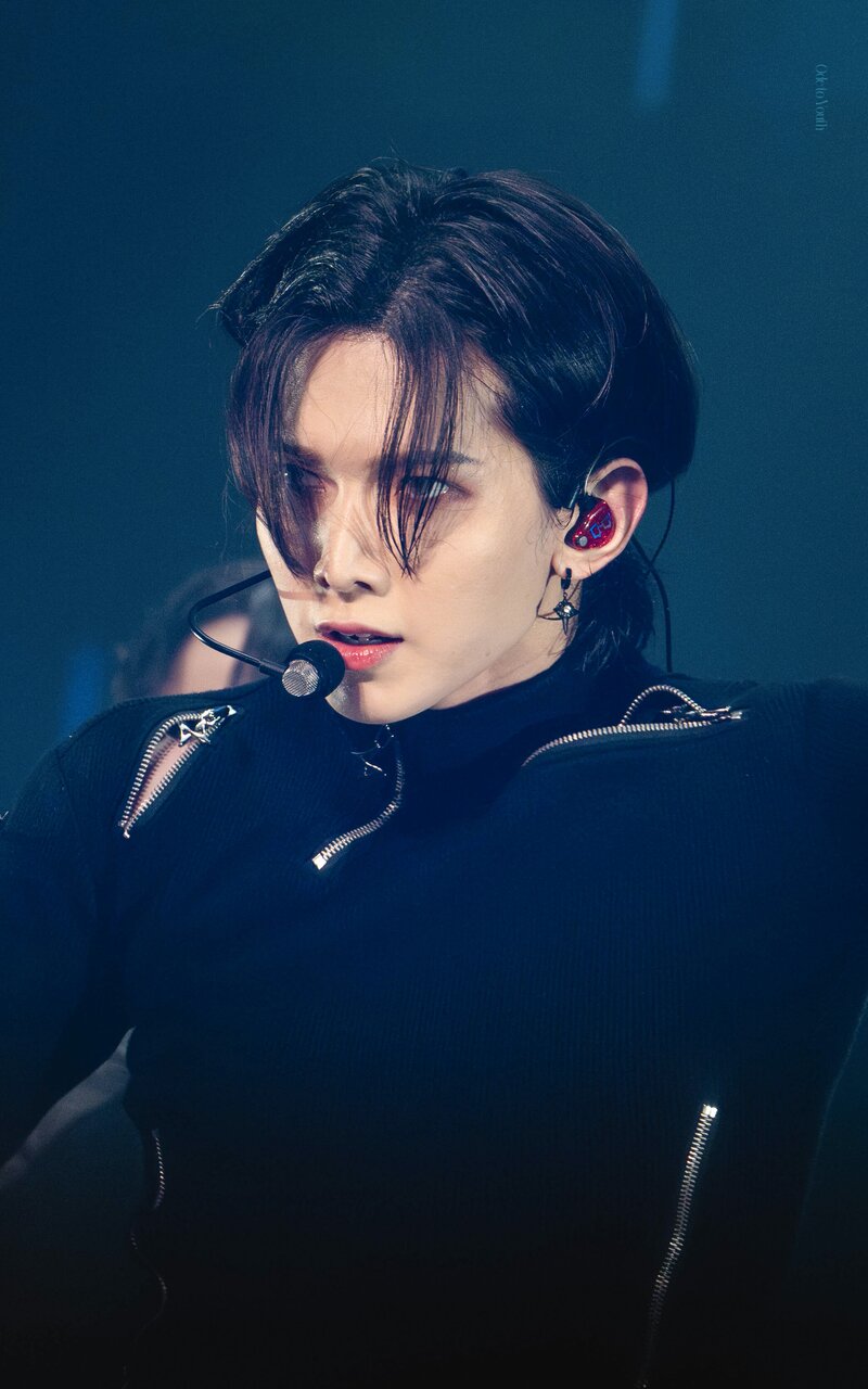 230429 ATEEZ Tour [THE FELLOWSHIP : BREAK THE WALL] ANCHOR IN SEOUL DAY 2 - Yeosang documents 1