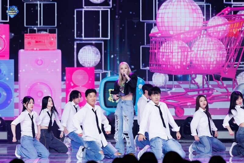 240229 Moon Byul - 'TOUCHIN&MOVIN' at M Countdown documents 3