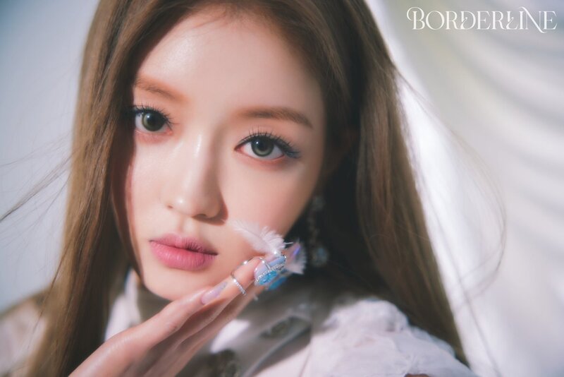 OH MY GIRL YooA - 1st Single Album 'Borderline' Concept Photo documents 3