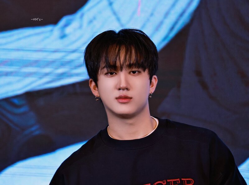 240203 StrayKids Changbin - KMS Fansign Event documents 13