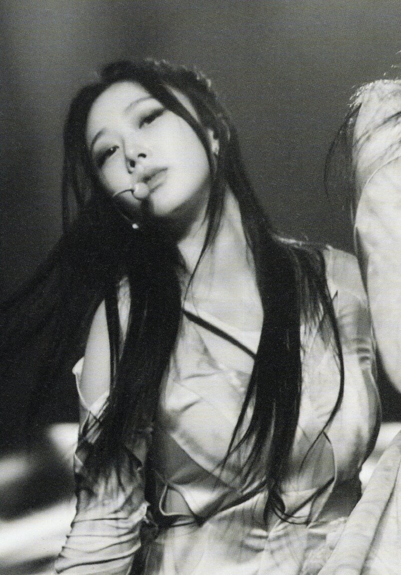 AESPA 1ST CONCERT SYNK: HYPER LINE PHOTOBOOK Giselle (SCANS) documents 13