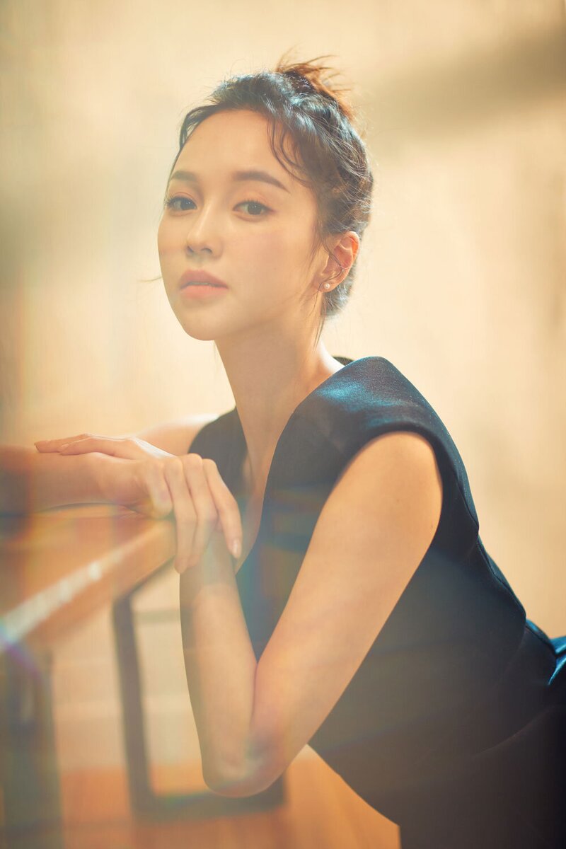 Lee Ayumi Bonboo Entertainment Profile Photos documents 1