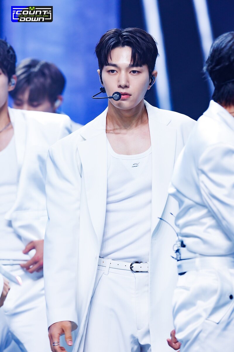 230807 - INFINITE - New Emotions on-site photo M Countdown documents 8
