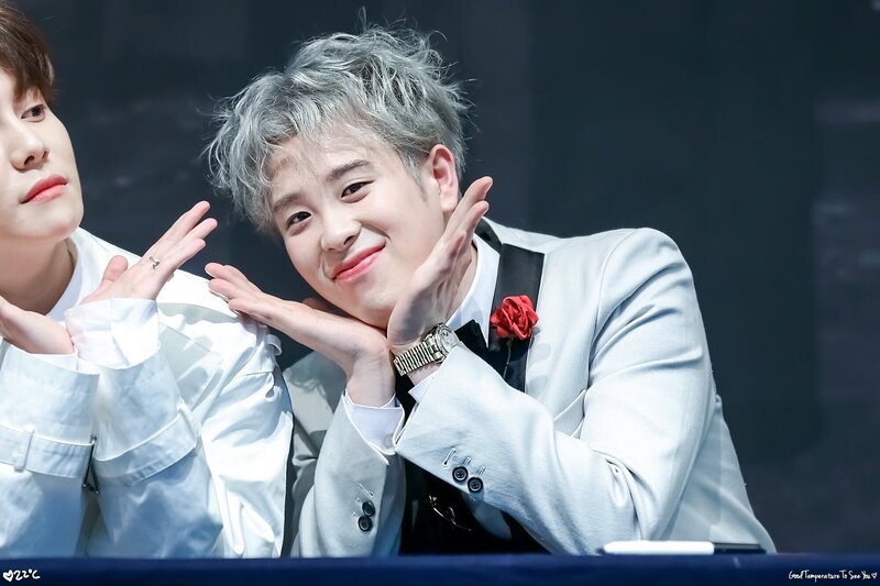 180121 Block B P.O at Re:MONTAGE fansign documents 2
