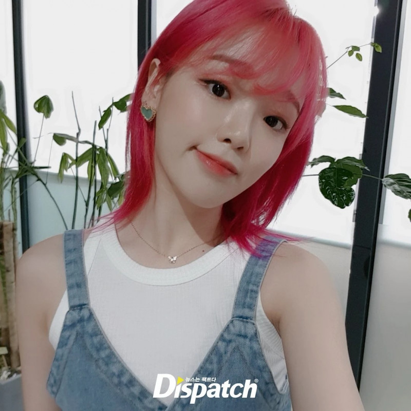 210511 Dispatch Instagram Update - OH MY GIRL Selcas documents 3