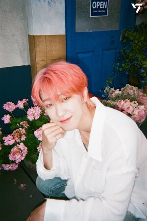 220725 SEVENTEEN ‘SECTOR 17’ Behind film photo - The8 | Weverse